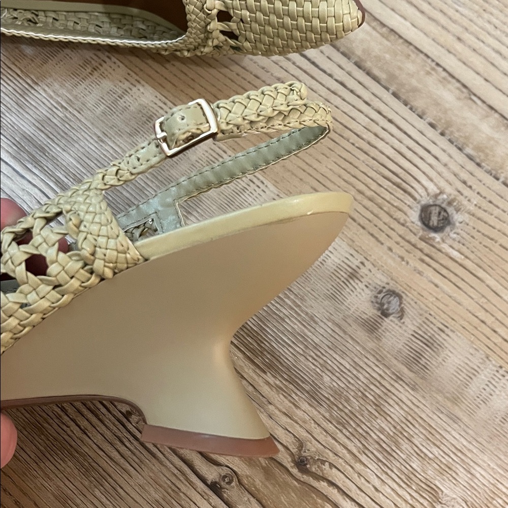 IMPO Women's Green Woven Slingback Flats - Picture 8 of 9